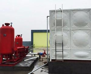 不鏽鋼消（xiāo）防水箱