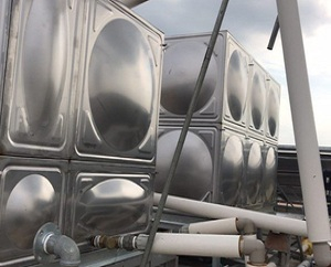 不鏽鋼生（shēng）活水箱